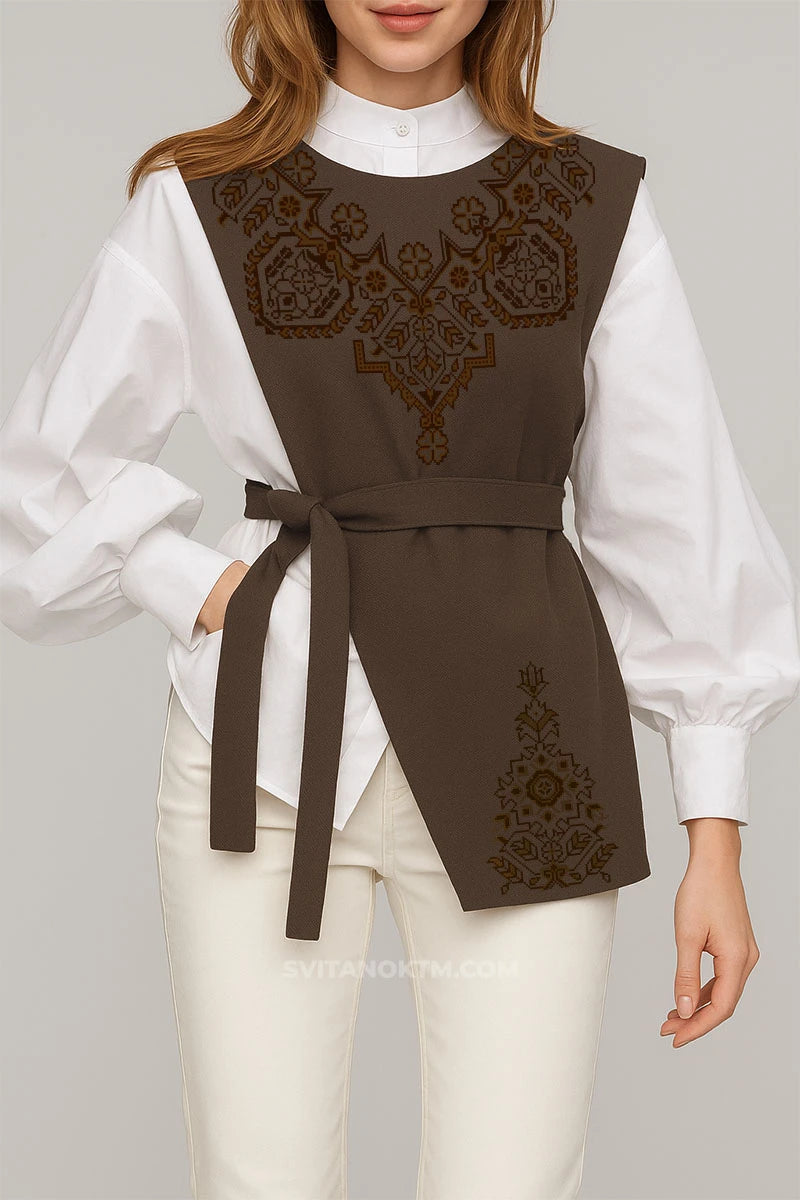 Жилетка жіноча для вишивки “Традиційний оберіг” з геометричним українським орнаментом — заготовка  камізельки нитками або бісером
